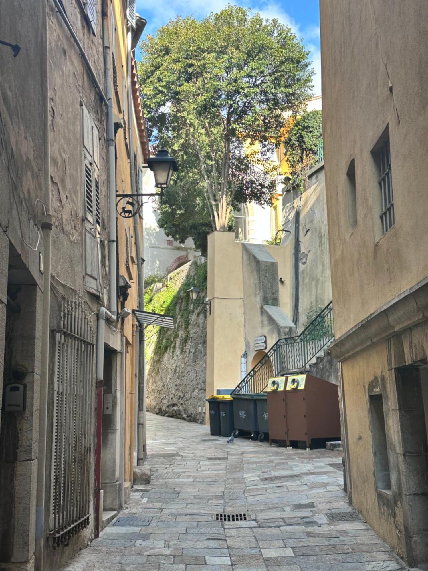 2 Pieces Vue Mer A Proximite Des Parfumeries Grasse Exterior foto